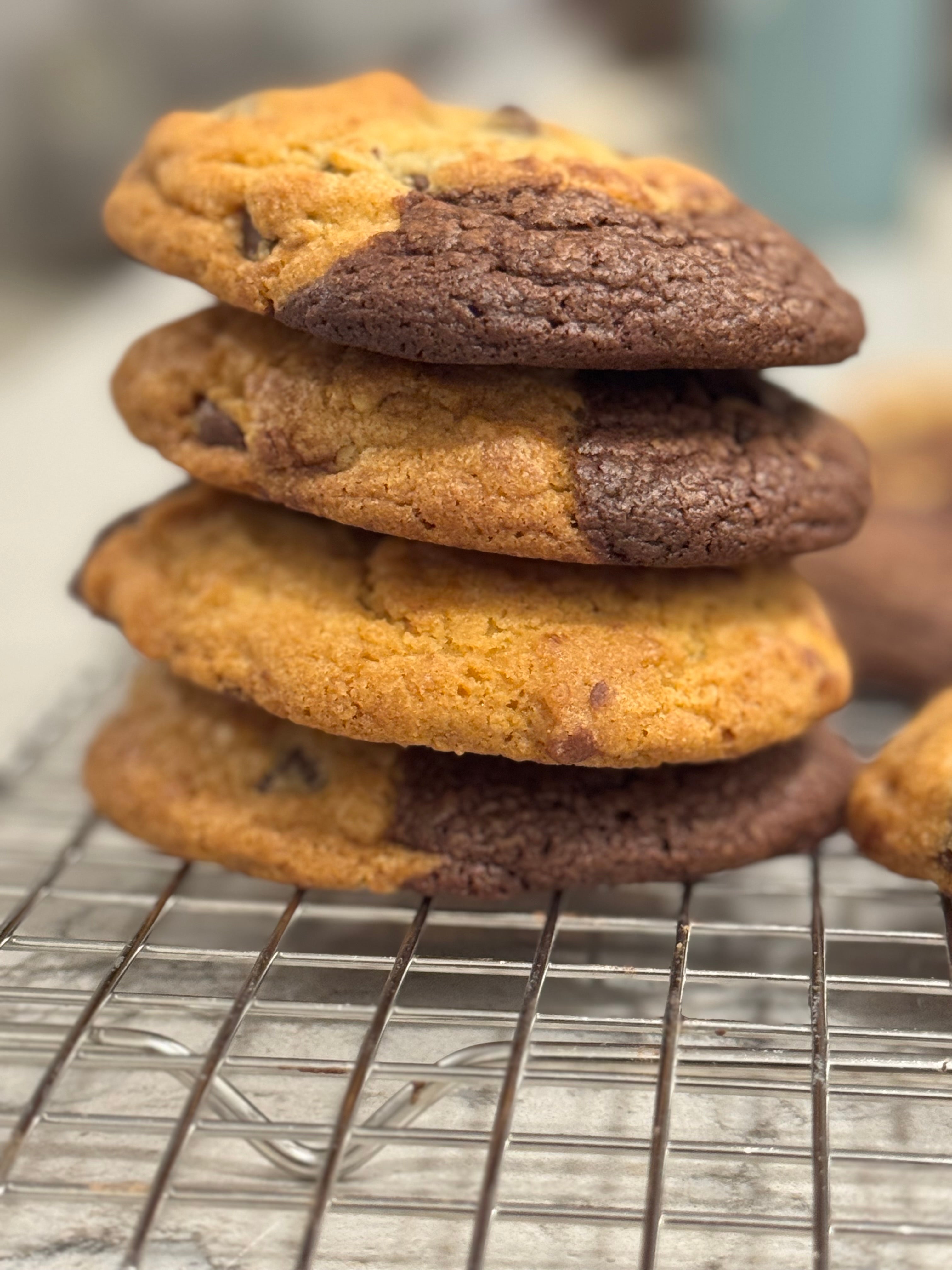 Brookie Swirl Cookies  (Half Chocolate Chip × Half Fudgy Brownie)